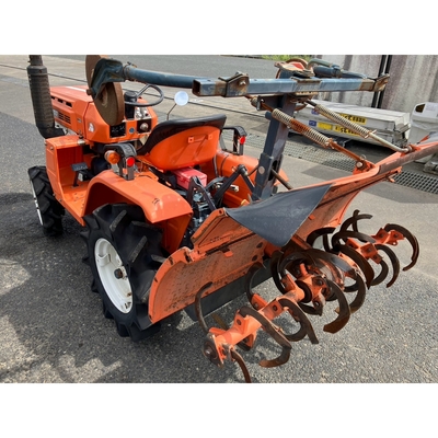 KUBOTA トラクター B1200