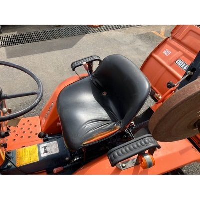 KUBOTA トラクター B1200