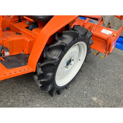 KUBOTA トラクター L1-18S