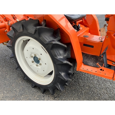 KUBOTA トラクター L1-18S