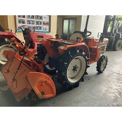 KUBOTA トラクター  B1600D