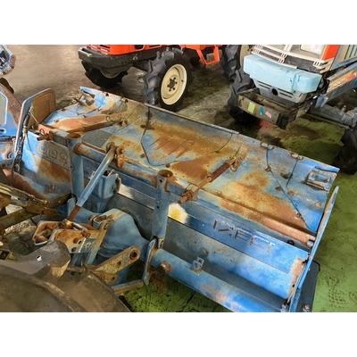ISEKI トラクター TU240F