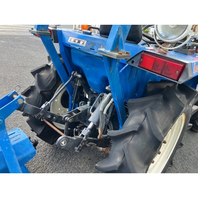 ISEKI トラクター TA230