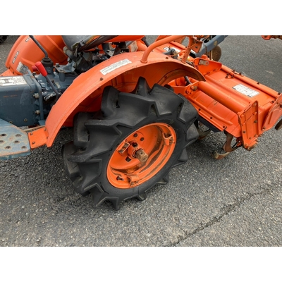 KUBOTA トラクター B6001D