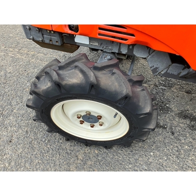KUBOTA トラクター GT5