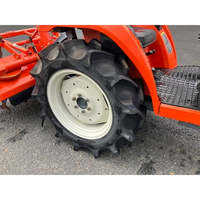 KUBOTA トラクター GT5