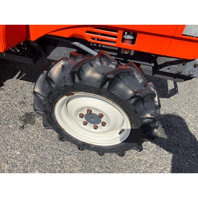 KUBOTA トラクター GT5