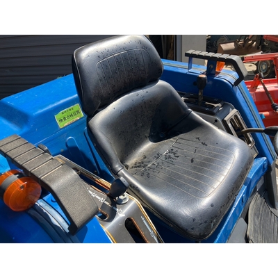 ISEKI トラクター TU240F