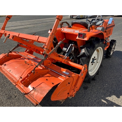 KUBOTA トラクター B1-17