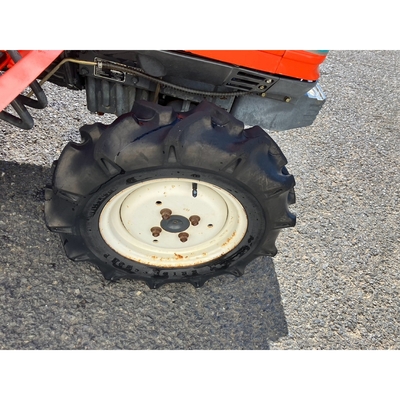 KUBOTA トラクター B52