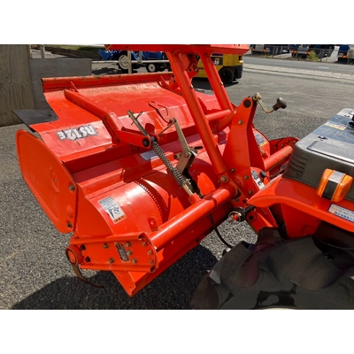 KUBOTA トラクター B52