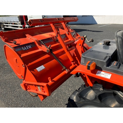 KUBOTA トラクター A-13