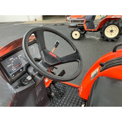 KUBOTA トラクター GT3