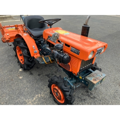 KUBOTA トラクター B5001