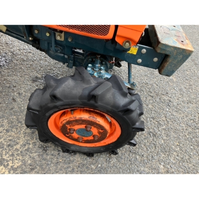KUBOTA トラクター B5001