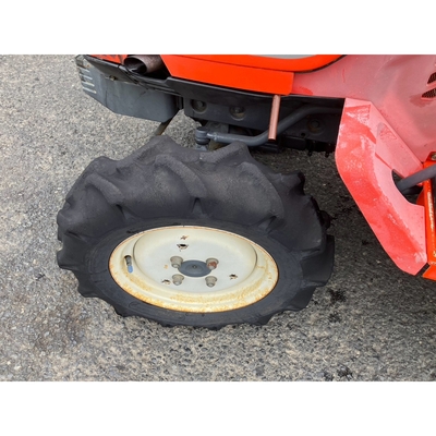 KUBOTA トラクター B52