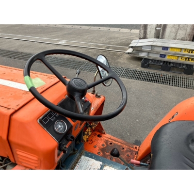 KUBOTA トラクター B1600