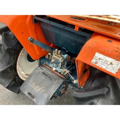 KUBOTA トラクター B1600