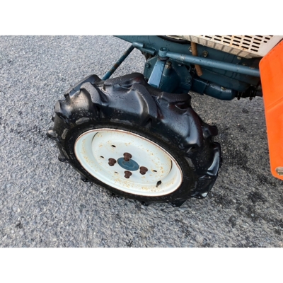KUBOTA トラクター B1200