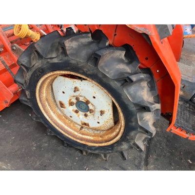 KUBOTA トラクター L1-225D