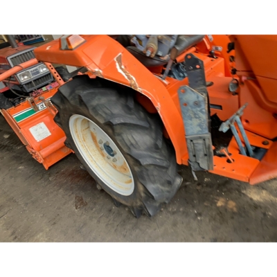 KUBOTA トラクター L1-20D