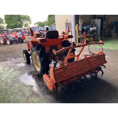 KUBOTA トラクター L1-20D