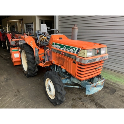KUBOTA トラクター L1-20D