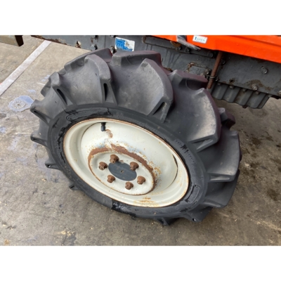 KUBOTA トラクター L1-235D