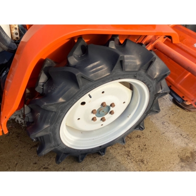 KUBOTA トラクター  B1600D