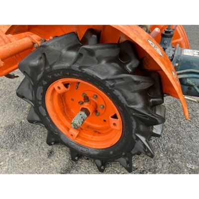 KUBOTA トラクター B6000