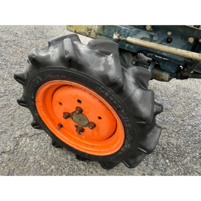 KUBOTA トラクター B6000