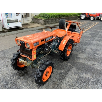 KUBOTA トラクター B6000