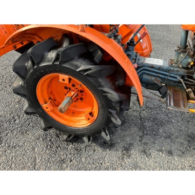 KUBOTA トラクター B5000
