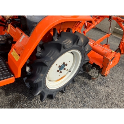 KUBOTA トラクター B1-15D