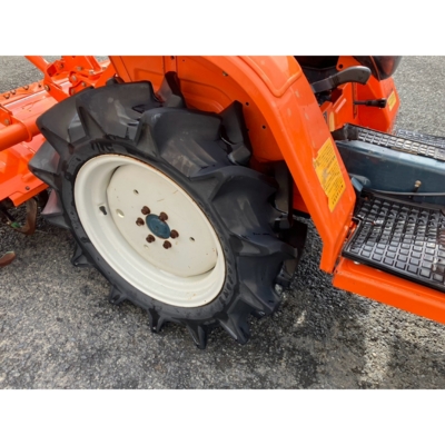 KUBOTA トラクター B1-15D
