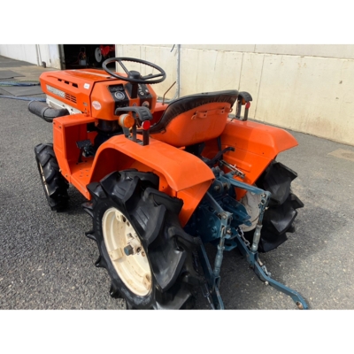 KUBOTA トラクター B1400D