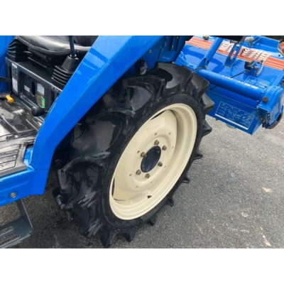 ISEKI トラクター TA207F