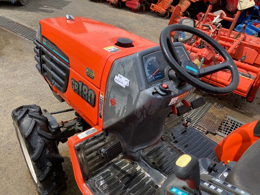 KUBOTA トラクター GB180
