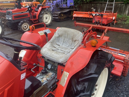 YANMAR トラクター YM2220D