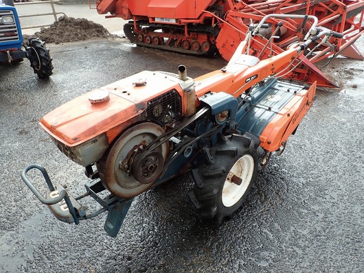 KUBOTA 耕運機 K700/GA85