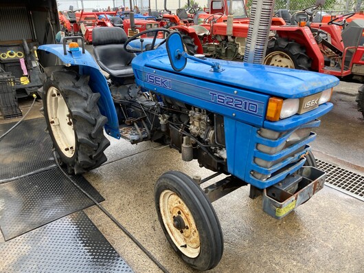 ISEKI トラクター TS2210S