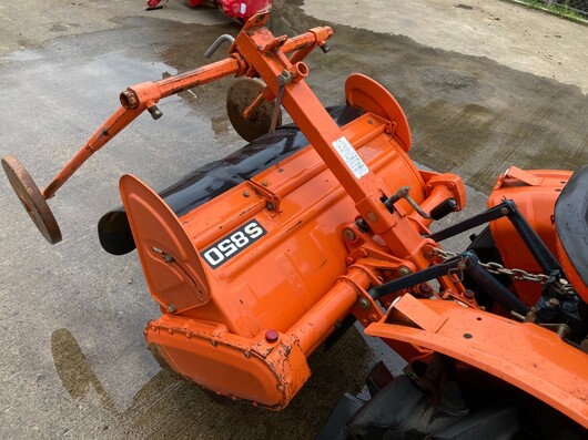 KUBOTA トラクター B6000D