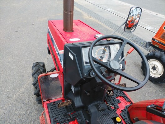 YANMAR トラクター F18D