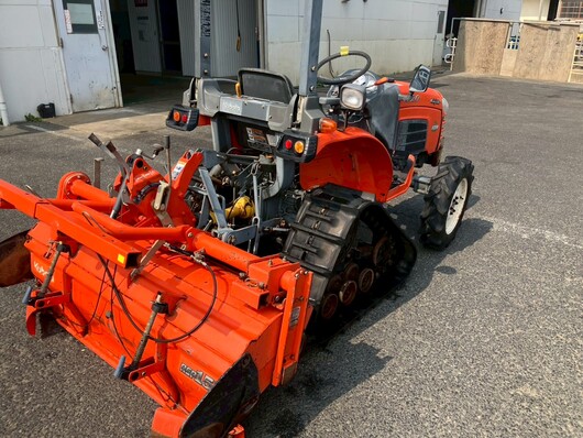 KUBOTA トラクター KB20