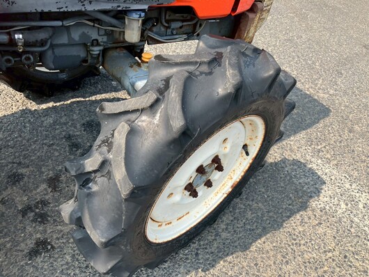 KUBOTA トラクター KB20
