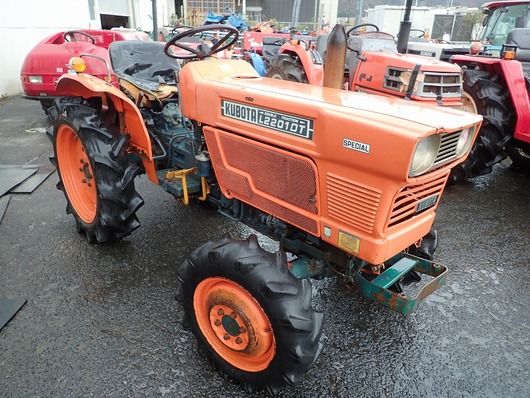 KUBOTA トラクター L2201D