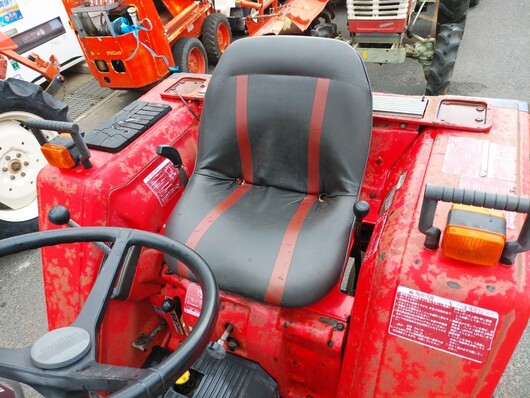 YANMAR トラクター F18D