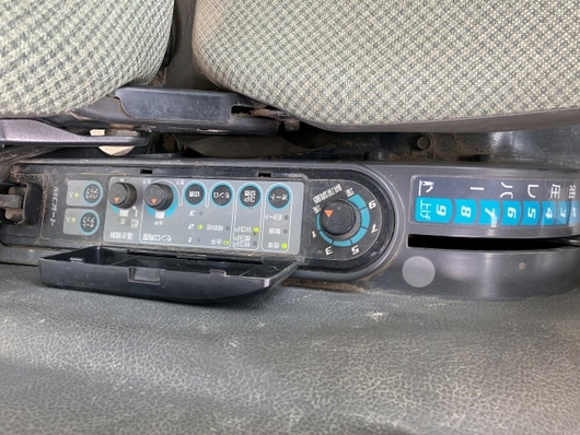 KUBOTA トラクター KL330