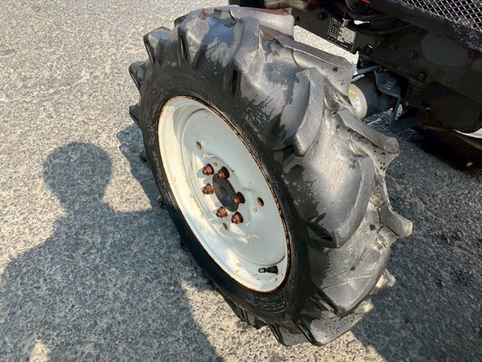 KUBOTA トラクター KB20