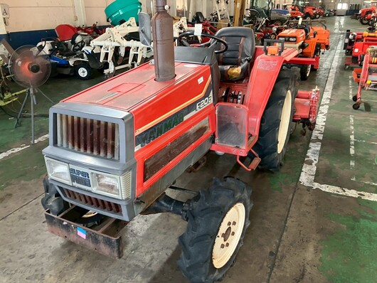 YANMAR トラクター F20D